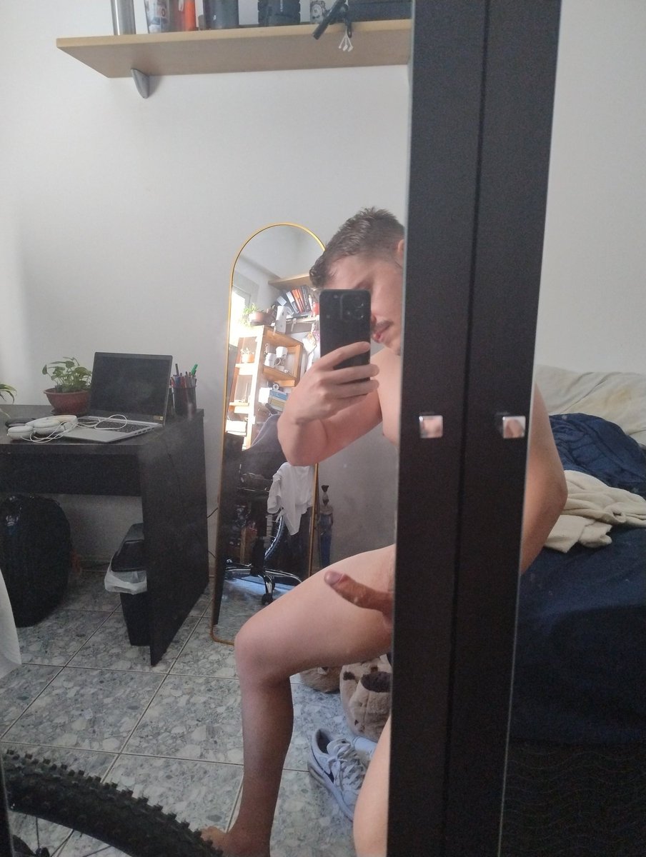 Apenas uma camponesa. tweet media