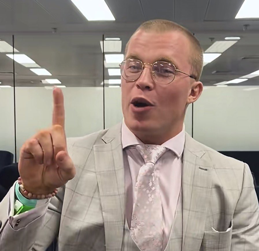 ☆⨻𝔉𝔯𝔢𝔡𝔡𝔦𝔢⨻☆ tweet media