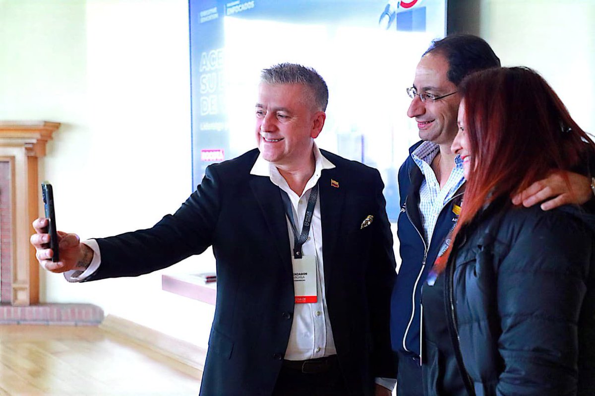 José Manuel Restrepo Abondano tweet media