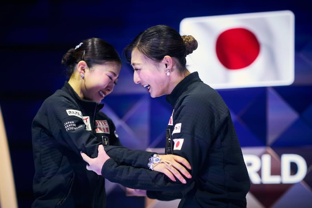 ISU_Figure's tweet photo. Already missing these Kaori moments 🥹✨

🇯🇵有終の美を飾ったカオリが 本当に引退するなんて…考えるだけで切なくなってます🥹✨

#FigureSkating #WorldFigure
#フィギュアスケート #世界フィギュア https://t.co/62vOBErrcV