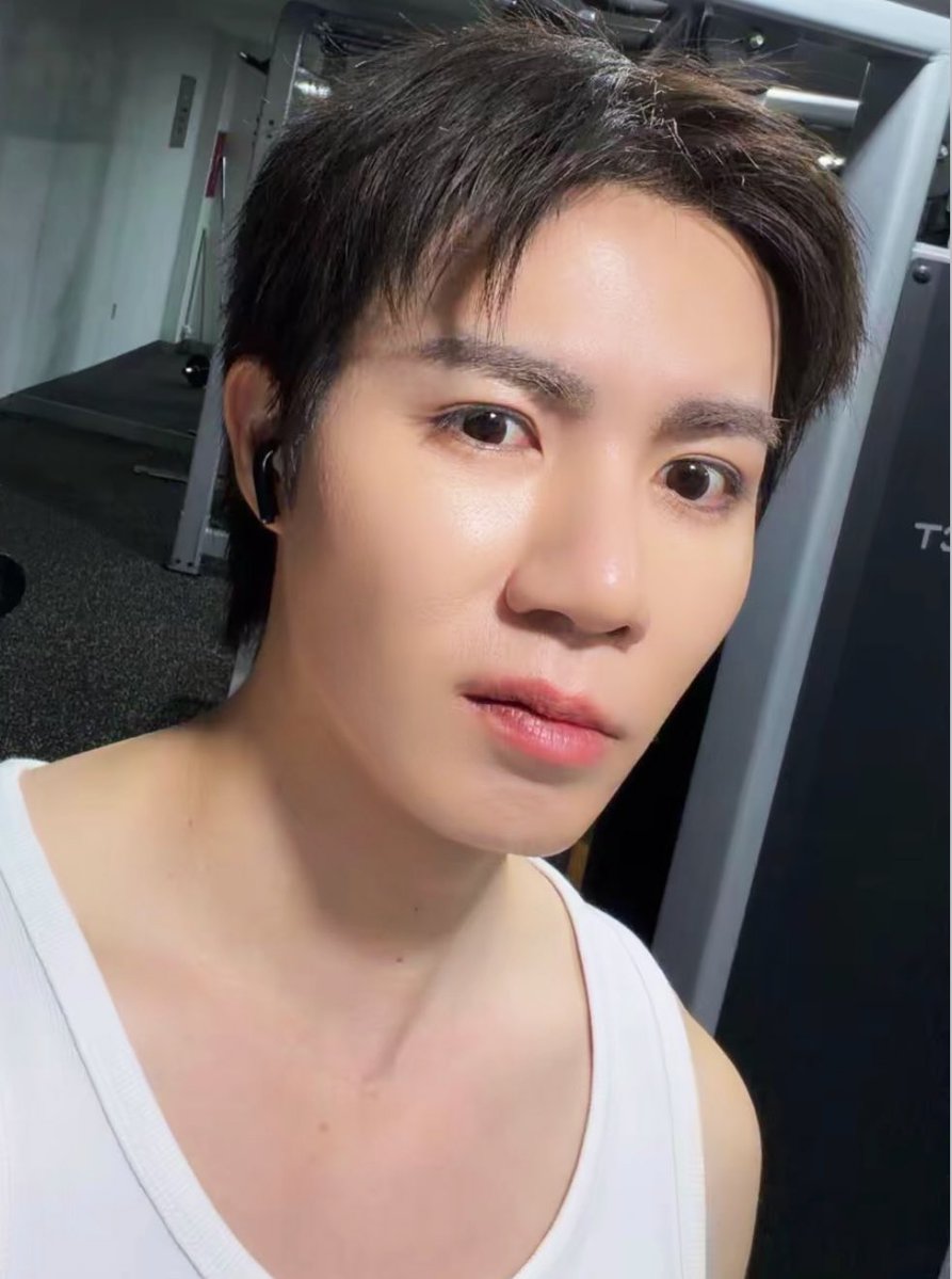 𝐋𝐂ᶻⁿ tweet media