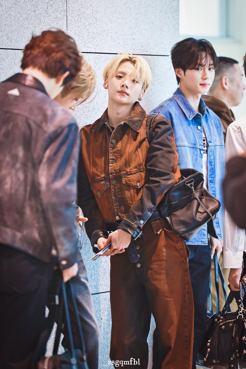 zsgqmfbl tweet media