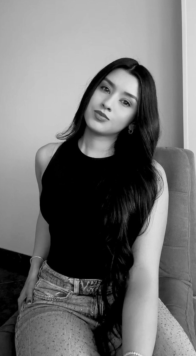 sofiaml12_'s tweet photo. 💖 https://t.co/U6Bv77y4P2