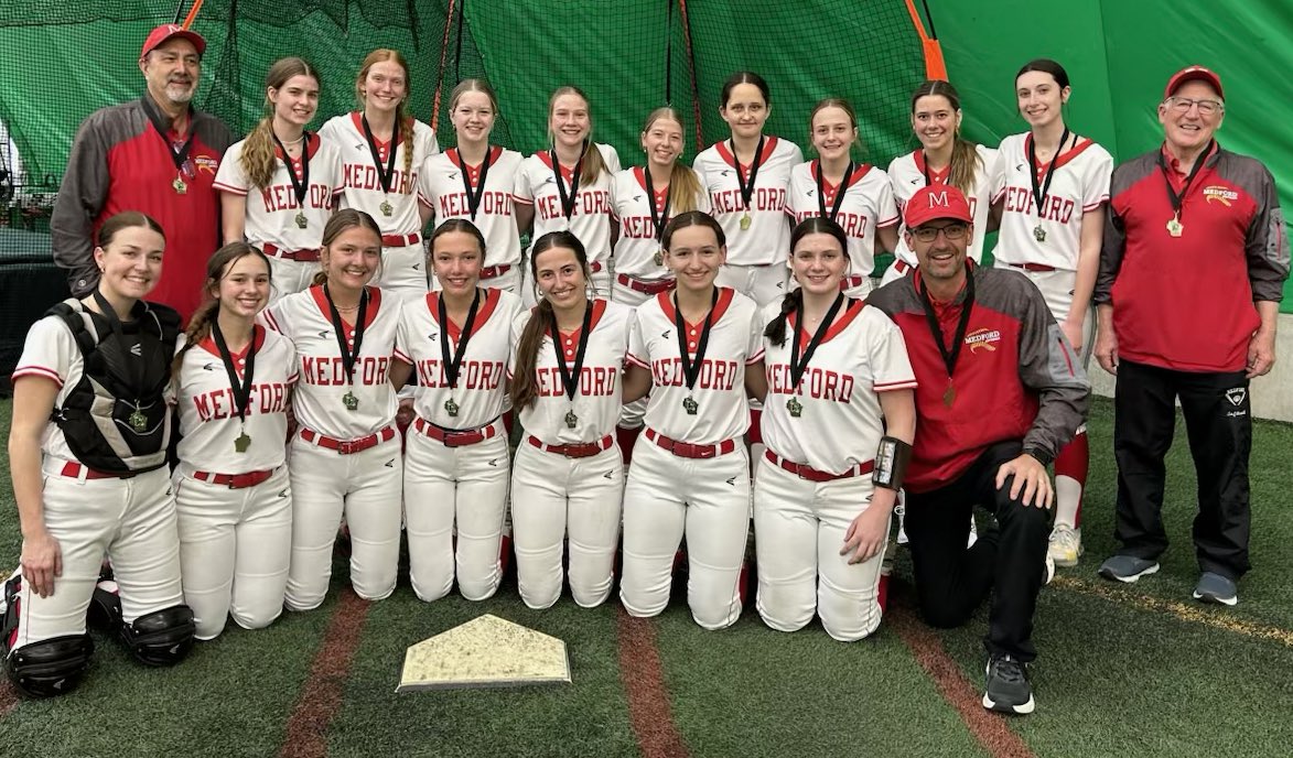 Medford Raiders Softball tweet media