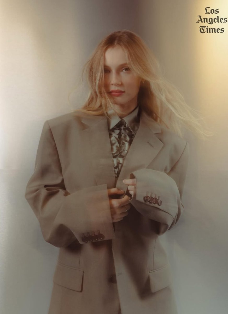 connie¹⁸ tweet media