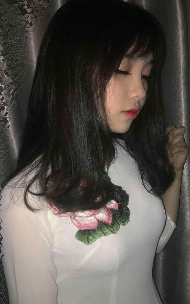 haphappy's tweet photo. 夜好深，
我好寂寞。
#反差 #母狗 #Wataa https://t.co/dwbU5wcSVx