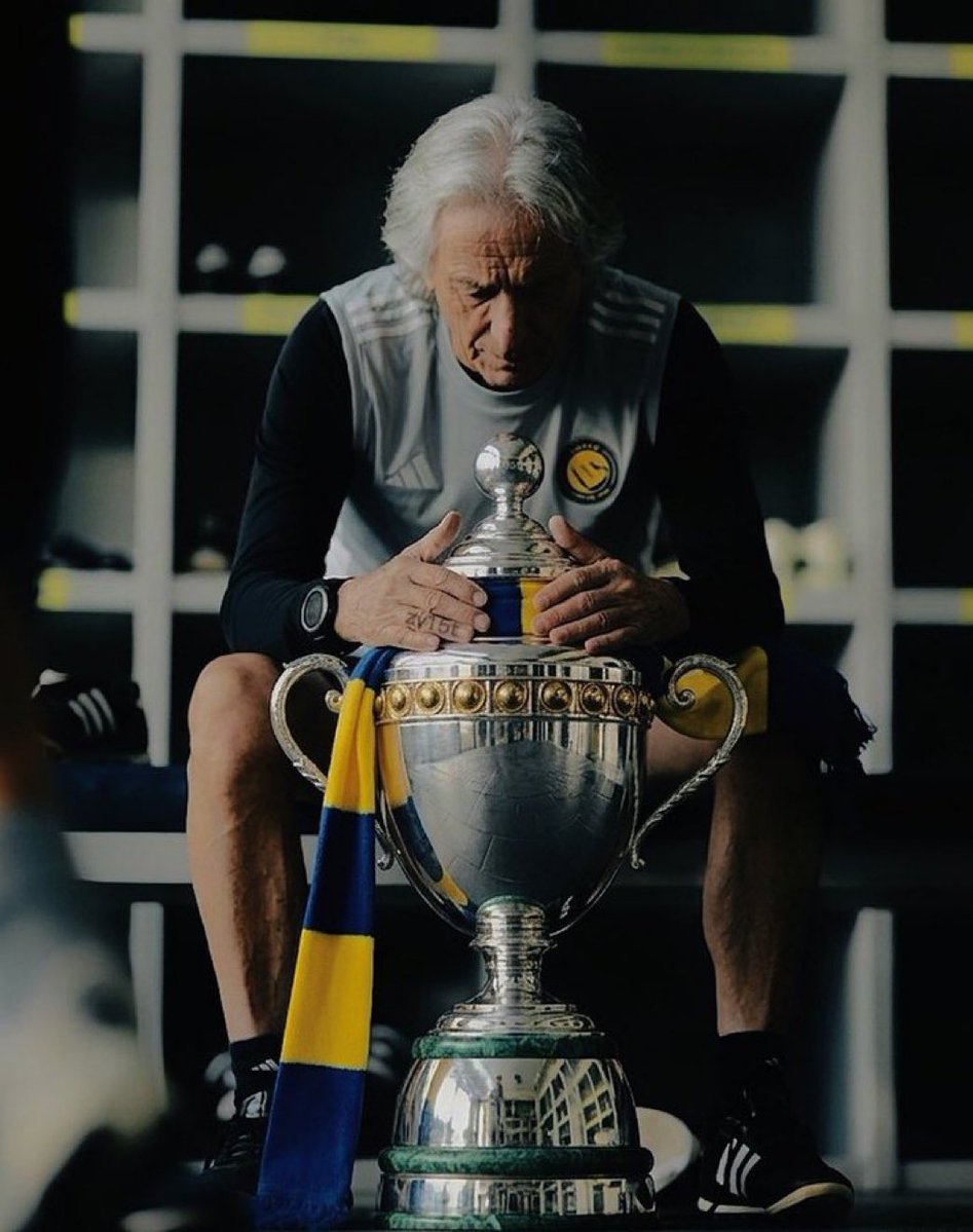 عبدالإله // tweet media