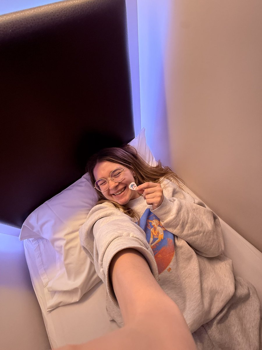 Cyrille on Tour 🤍✨ tweet media