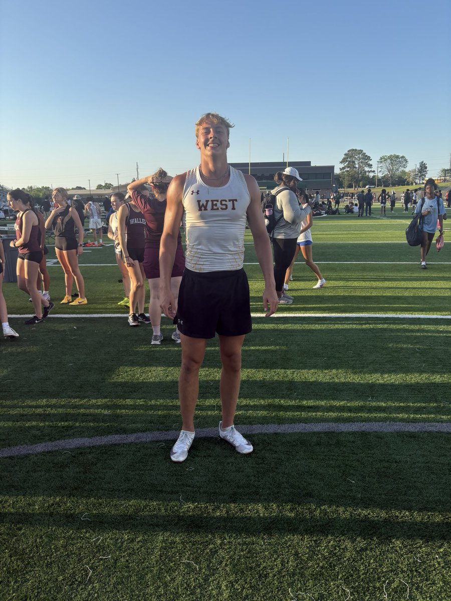 MagWestTrack's tweet image. PR 200M

Dawson Campbell: 23.26

#WestNation