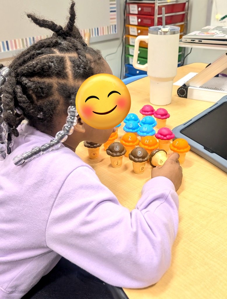 Lauren Marple 🍎 tweet media