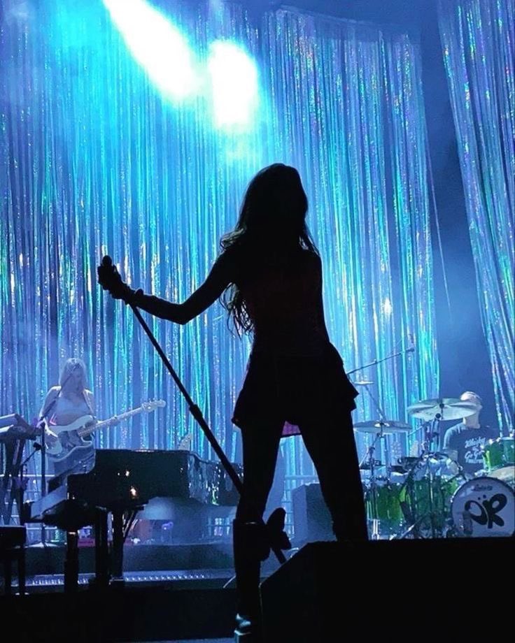 ❀ ariel |-/ tweet media