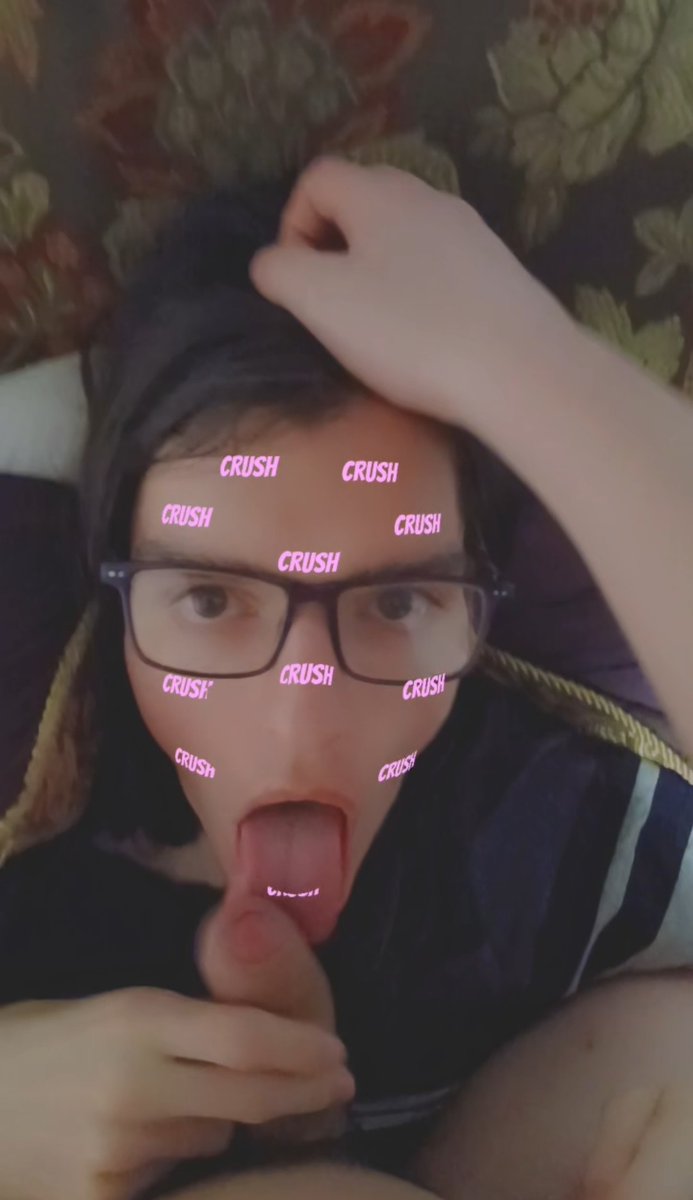 RaccoonIe_BoI's tweet photo. Some pics from my new partner content over on Fansly @ https://t.co/NPpFHPyHHJ
I love sucking their big cock 🥵 it's so delicious 
#Twink #CuteBoy #Oral #Bottom https://t.co/GroRrpePmw