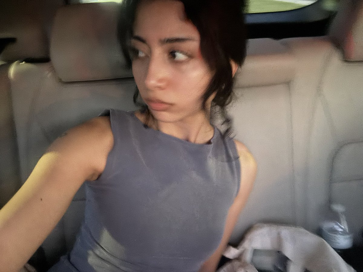 baby blue tweet media