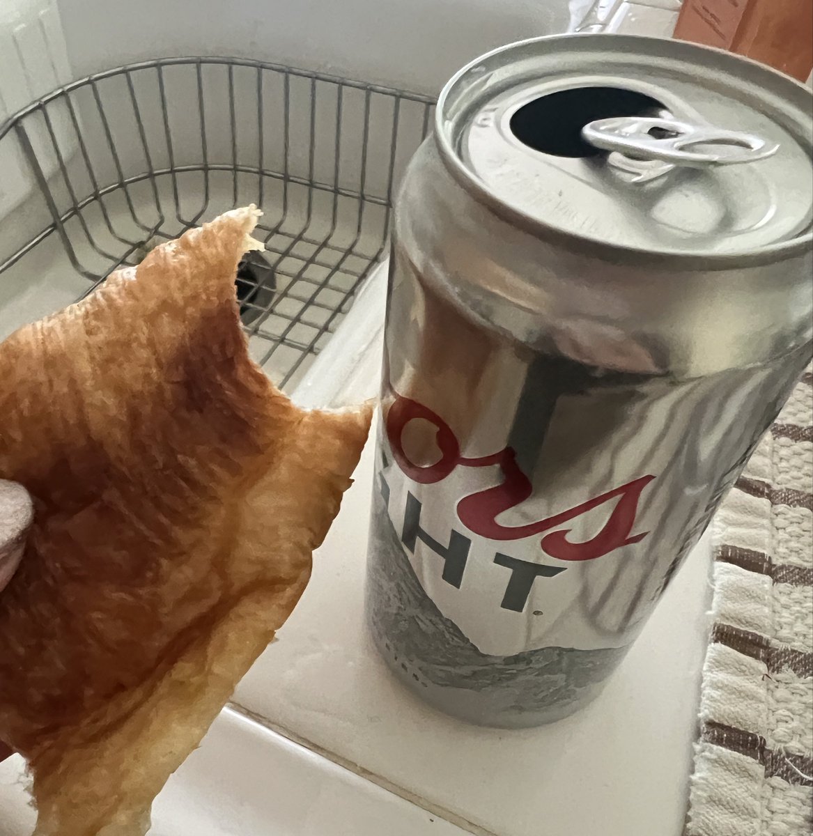 Barabara BONES 💀🩷💅 tweet media