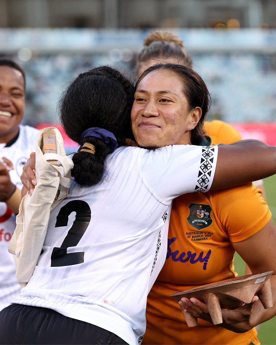 WallaroosRugby's tweet photo. An honour to lift the Vuvale Bowl ✨

Always special to take the field with you, @fijirugby 🤝

#Wallaroos https://t.co/uYTbZYjNuY