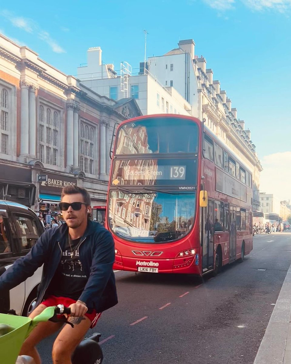 drew 🪩 tweet media