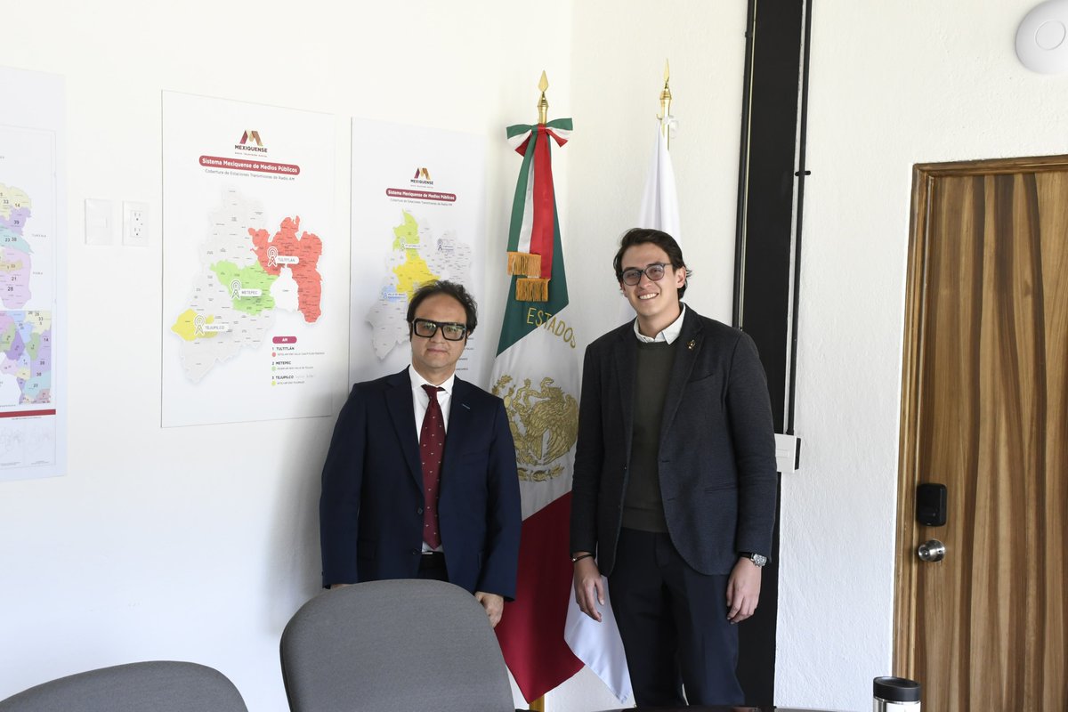 ILCEedu's tweet photo. El #ILCE y el Sistema Mexiquense de Medios Públicos dialogan sobre colaboración en contenidos educativos 📺
Se planteó transmitir #SEPAInglés y retransmitir Vocación de América, además de impulsar formación en guionismo y storytelling. Más información aquí: https://t.co/E9x78srVP3
#Educación #MediosPúblicos