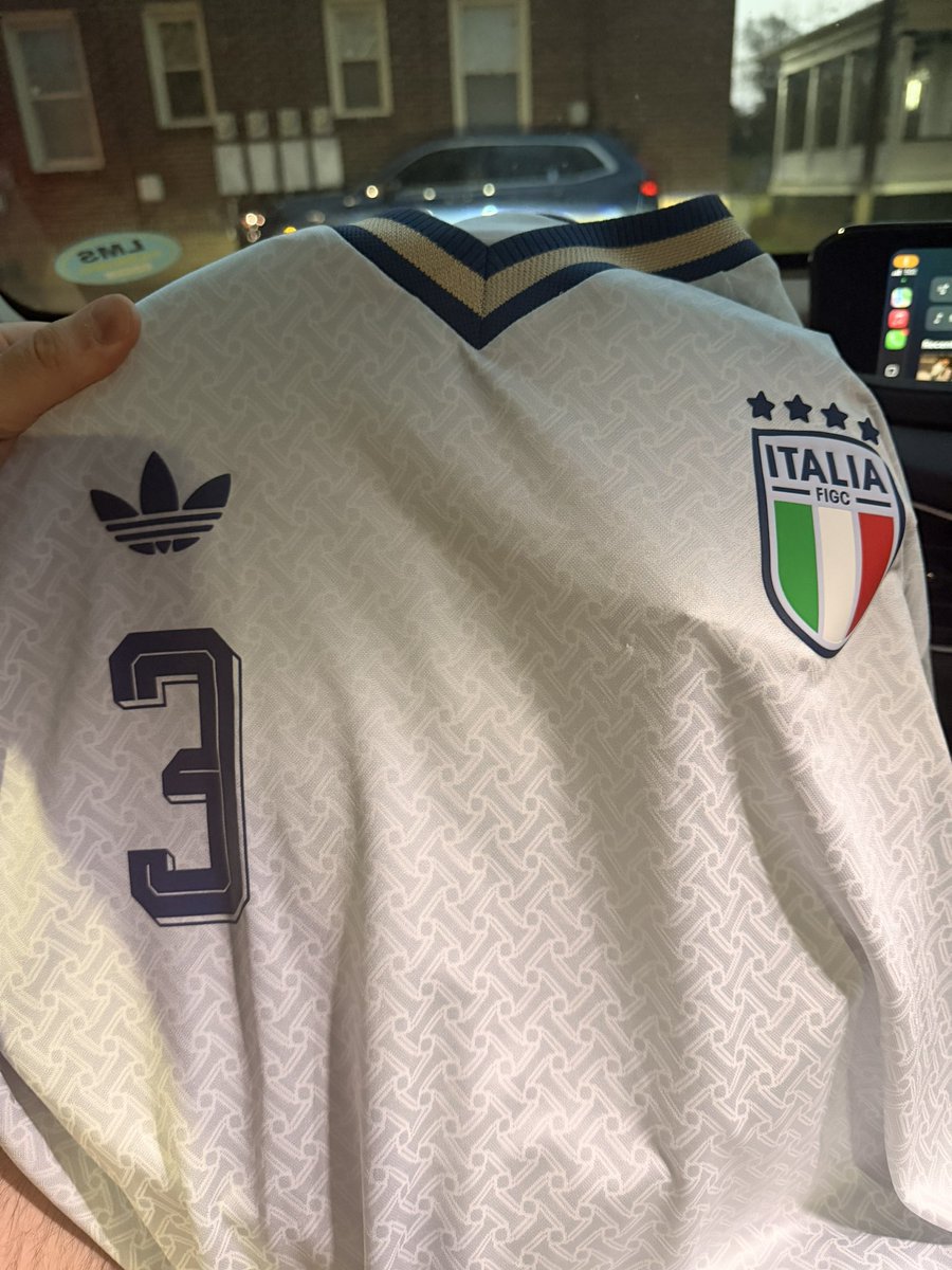 Gianni AusilioOUT ⭐️⭐️ tweet media