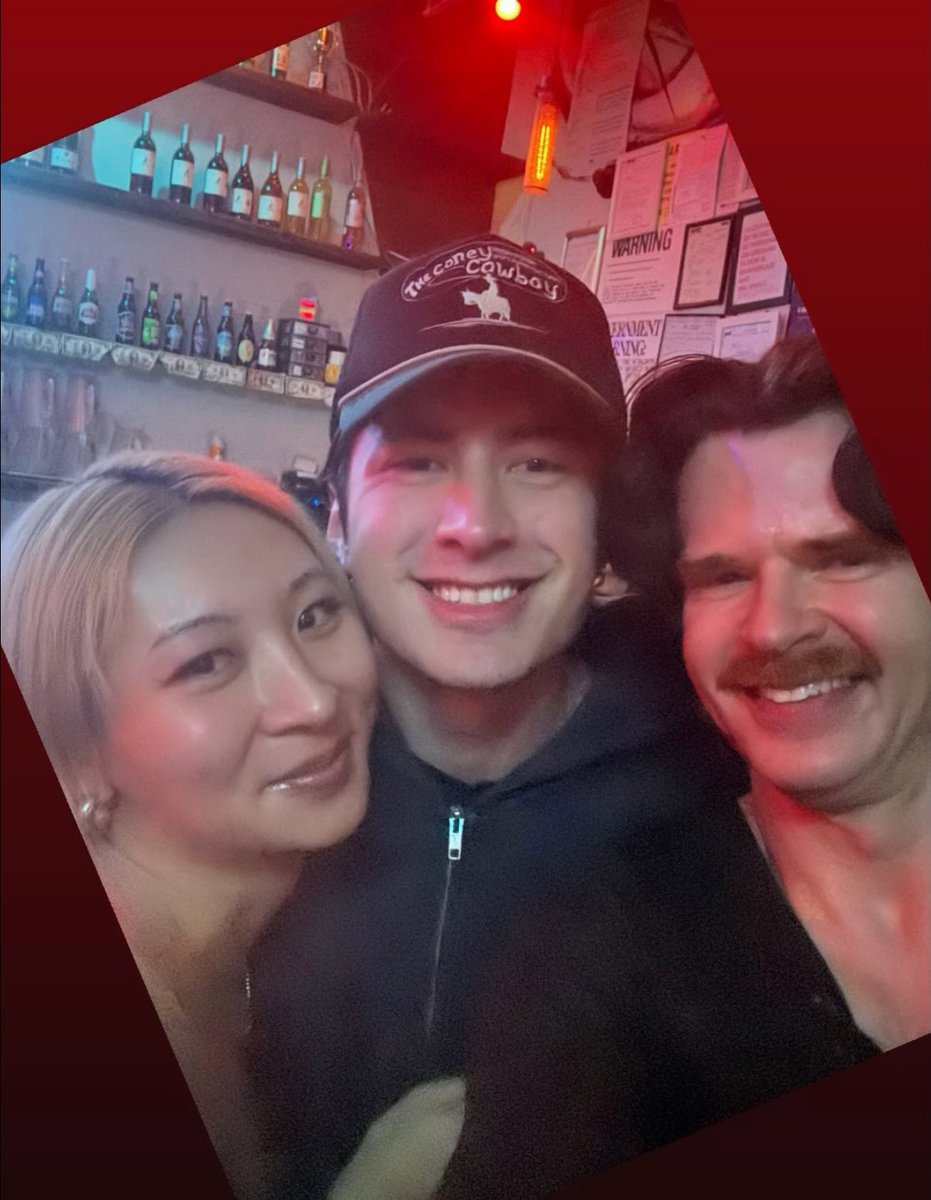 Hudson Williams Closet tweet media