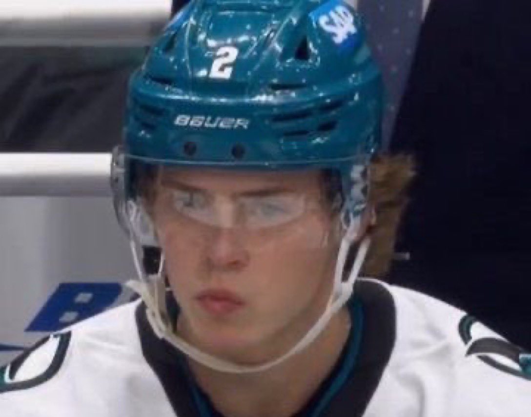 sharkalarmz's tweet image. the buried lede here is #Why does the second top scorer on the team, who slotted 2 goals last game, have only 2:52 TOI during a pivotal period of the game