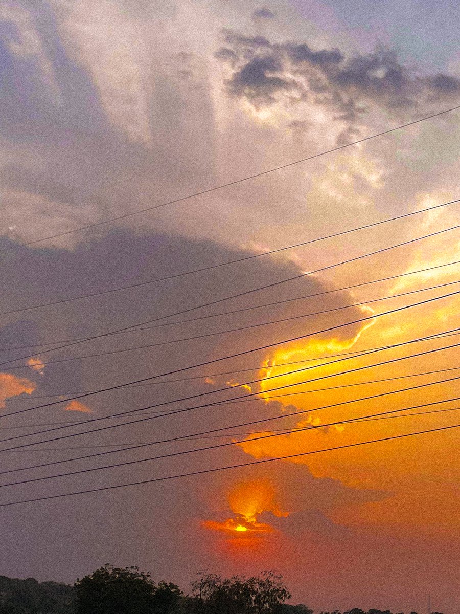 𝐴𝑦𝑜𝑏𝑎𝑚𝑖×͜× tweet media