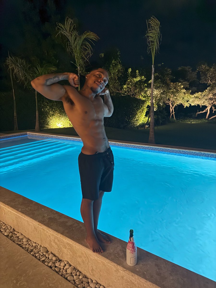 Raymonte tweet media