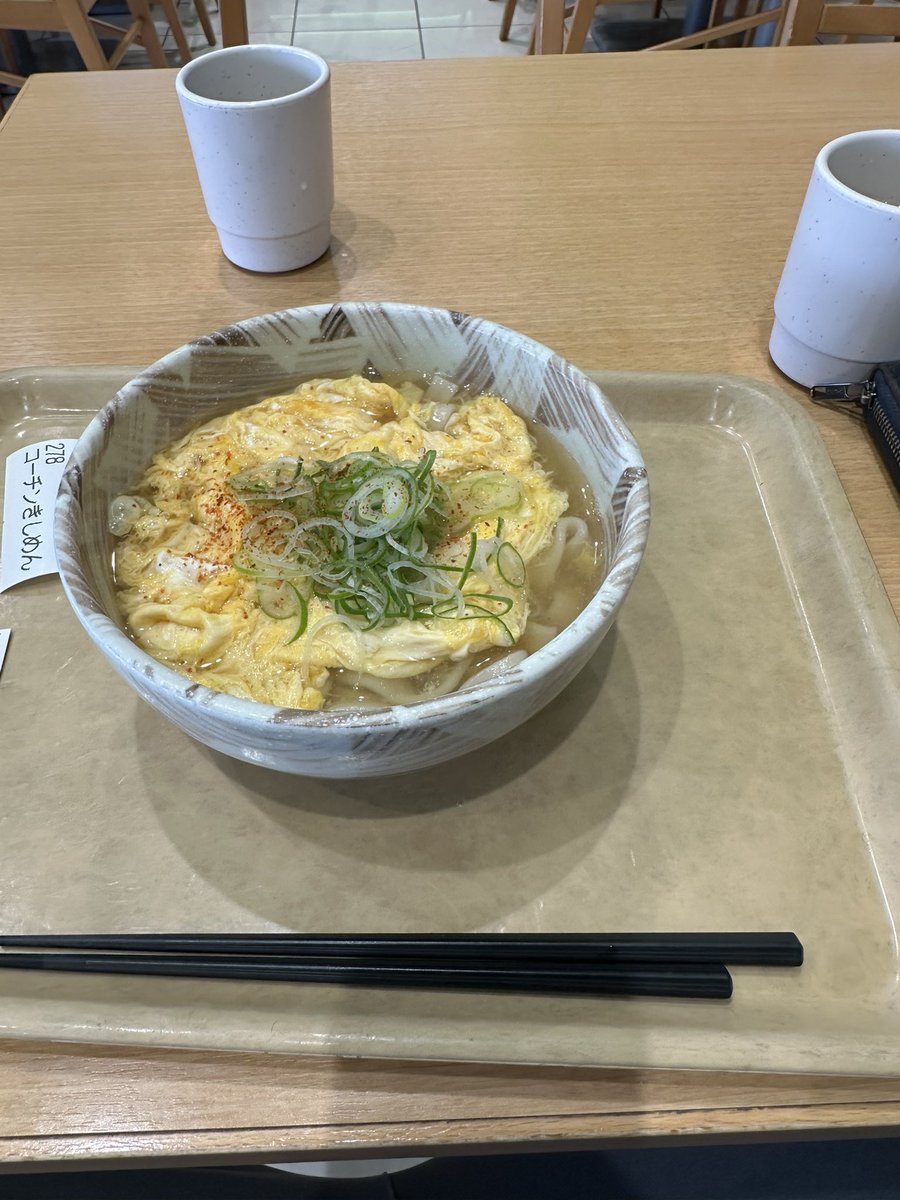 mipperu_'s tweet photo. わけあって三重に移動途中での朝食 https://t.co/C9oJg4fS7w