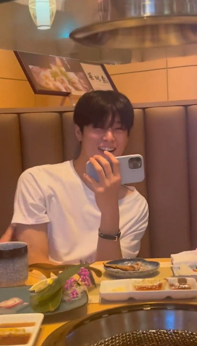 🐱♡~ tweet media