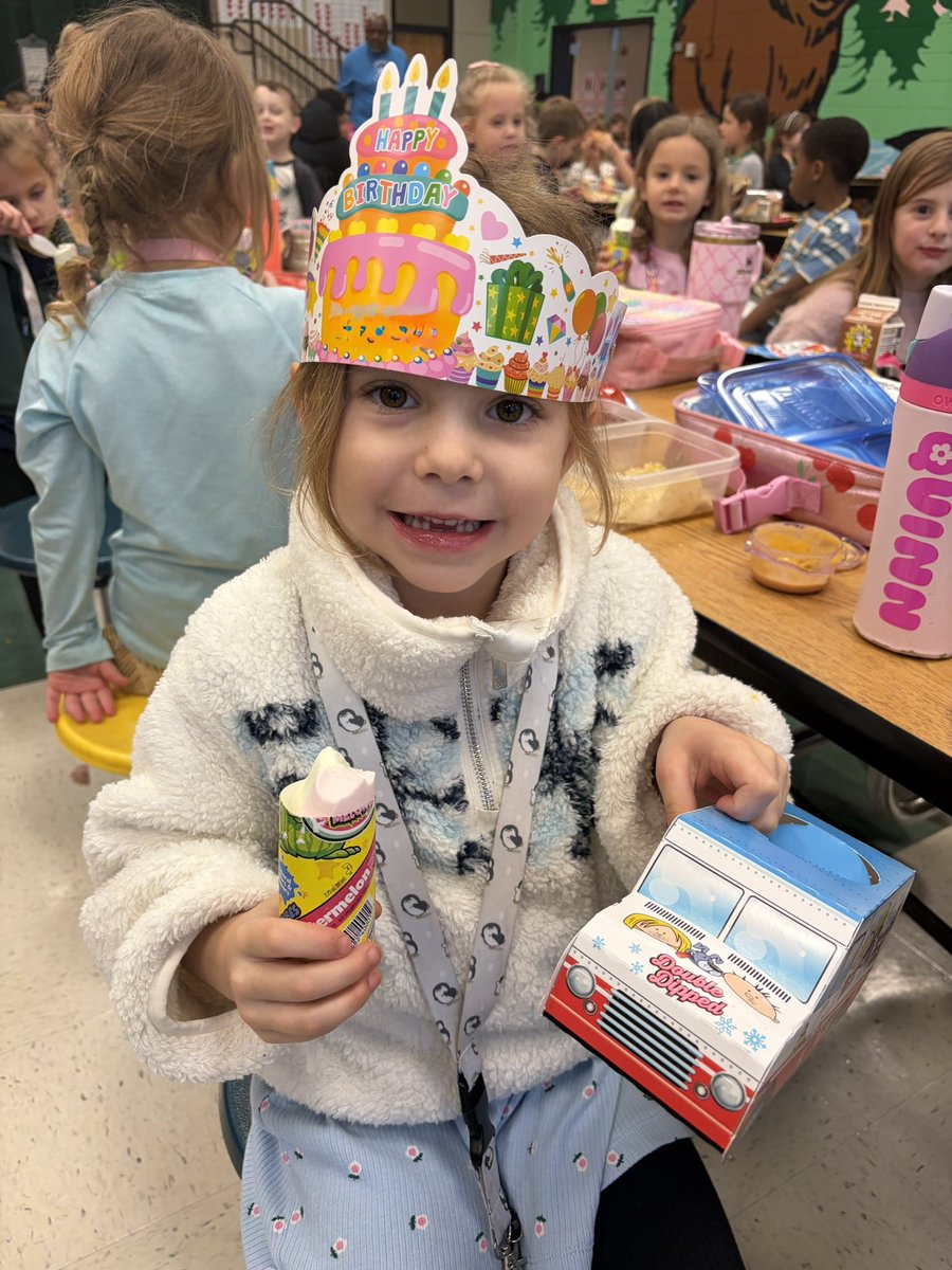 EB Thompson tweet media