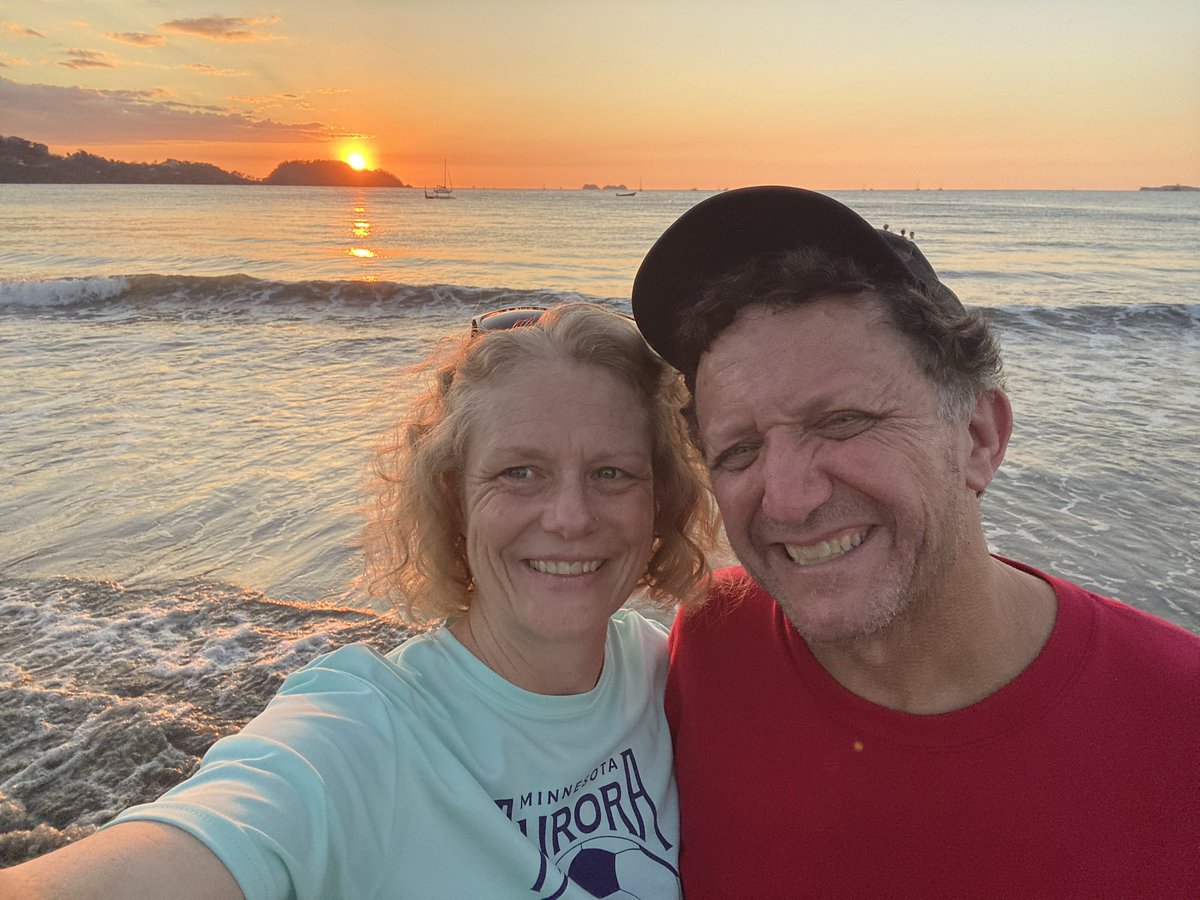 Merch Girl tweet media