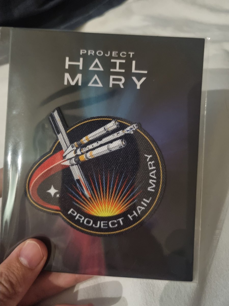 ElPandaP tweet media