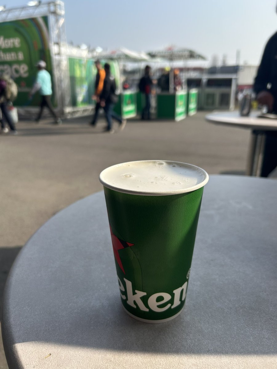 リーマンレーサー tweet media