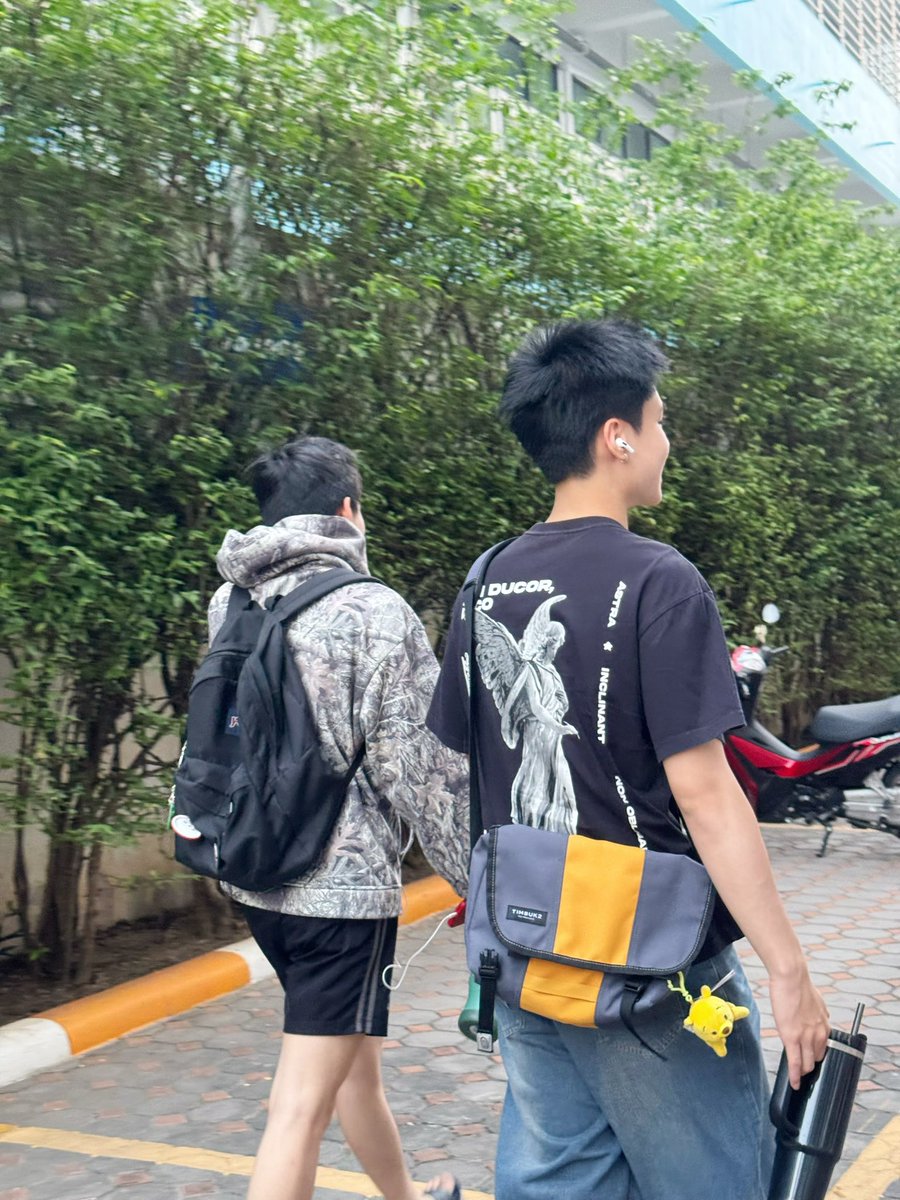 tia51.Official tweet media