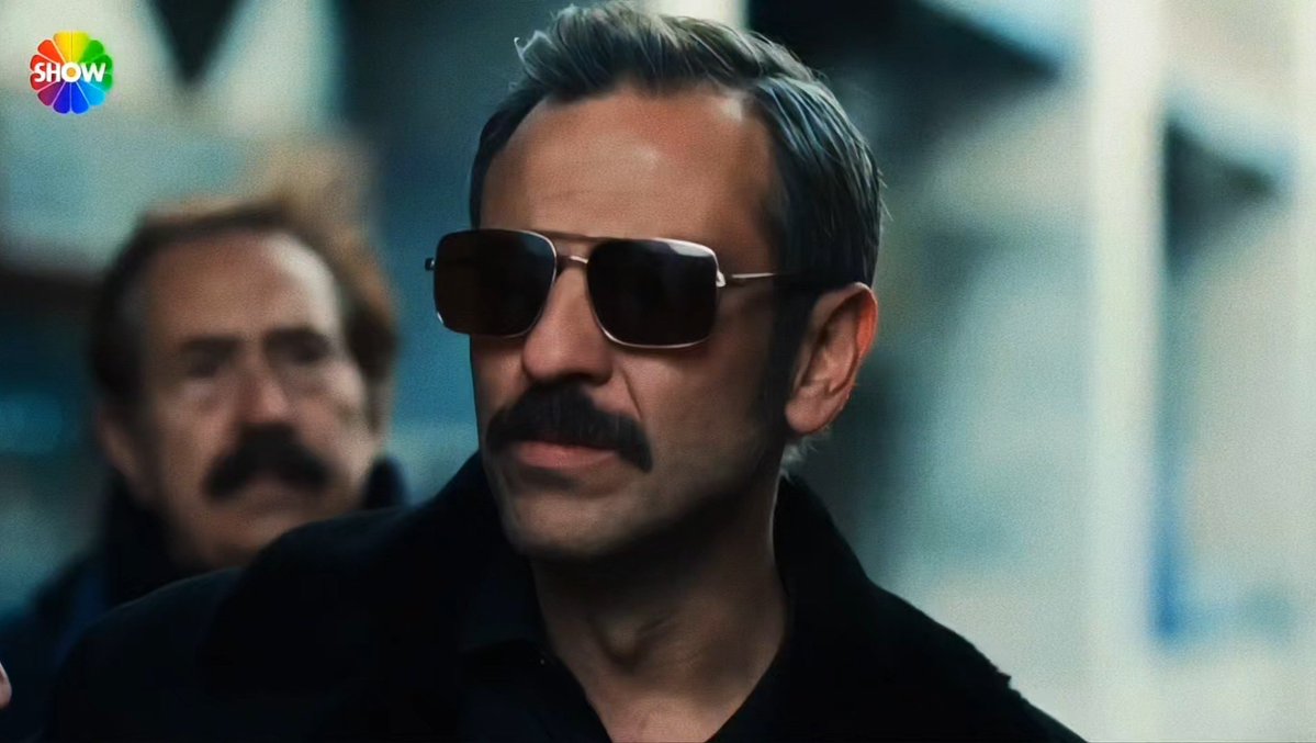 𝕁.𝕄 tweet media