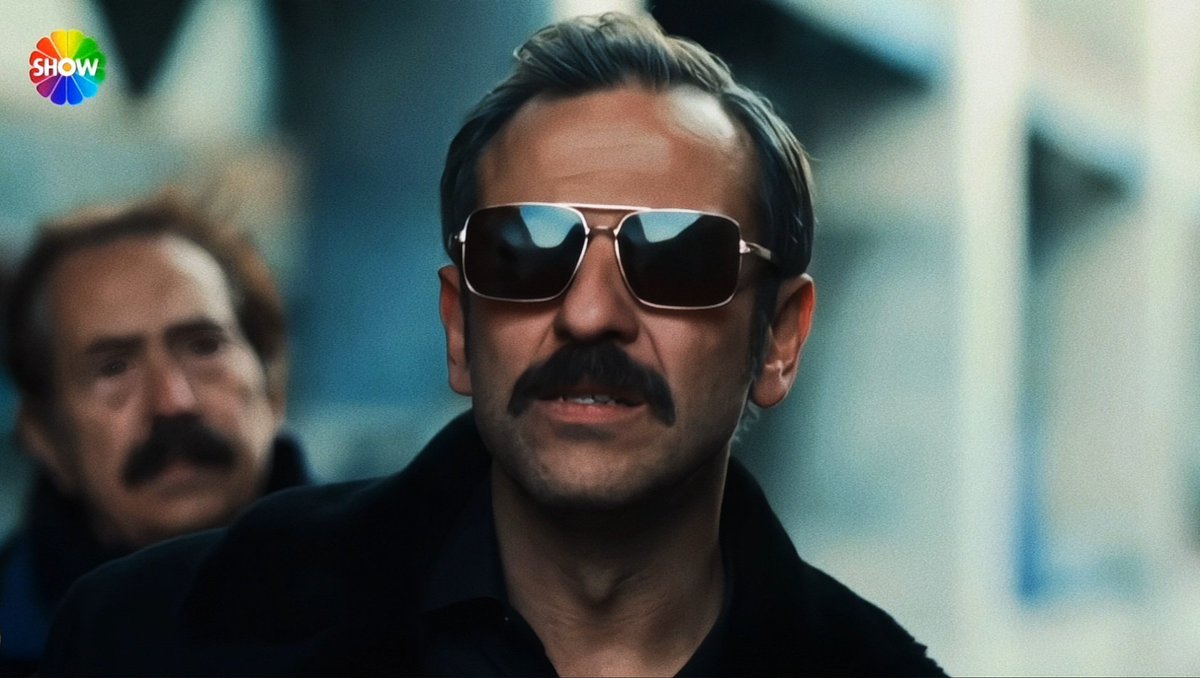 𝕁.𝕄 tweet media