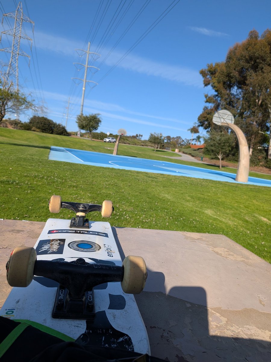 Osheawott tweet media