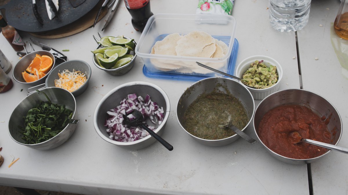 戦う半裸マン tweet media