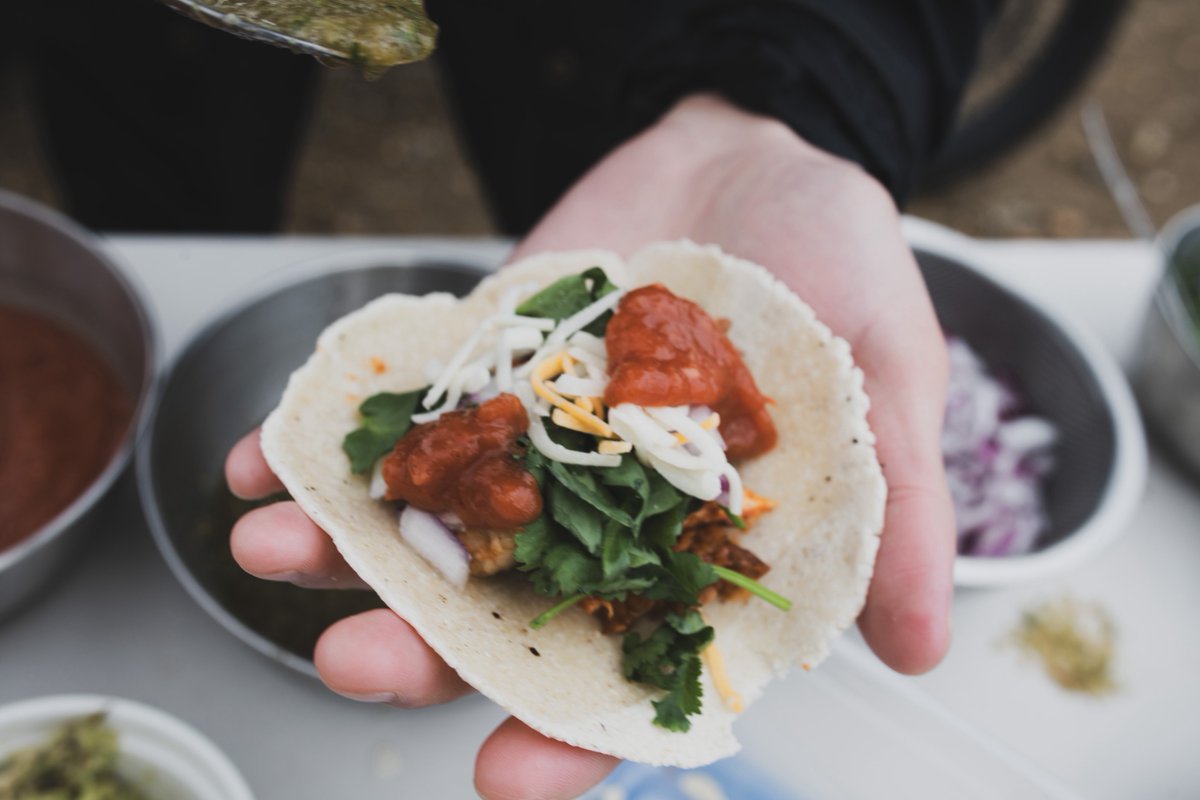 戦う半裸マン tweet media