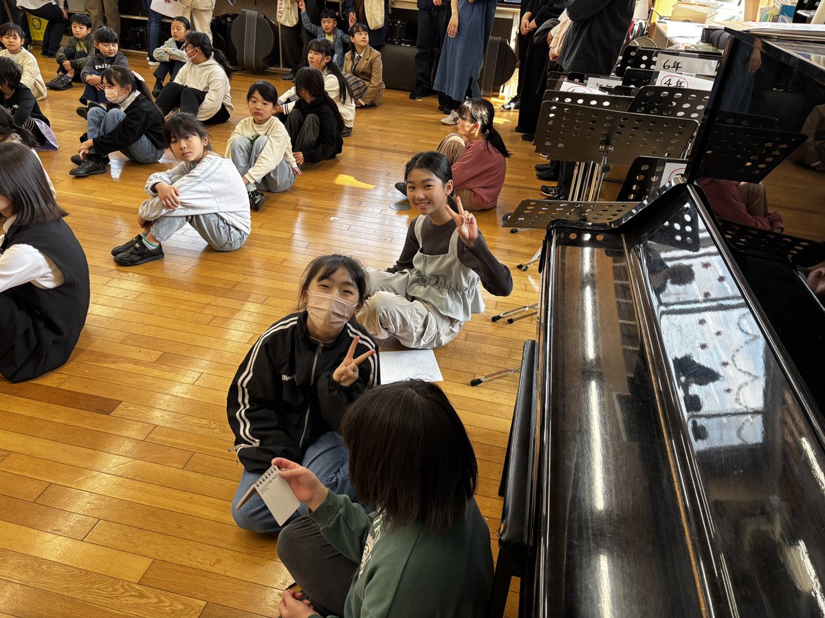 marching_skg's tweet photo. 今日は　卒団式
もう直ぐ始まります
会の進行は　5年生♬ https://t.co/9B0aZnkgjl