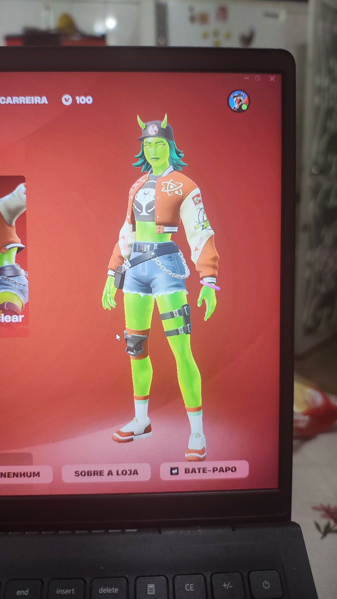 Emily🌻🩸 tweet media