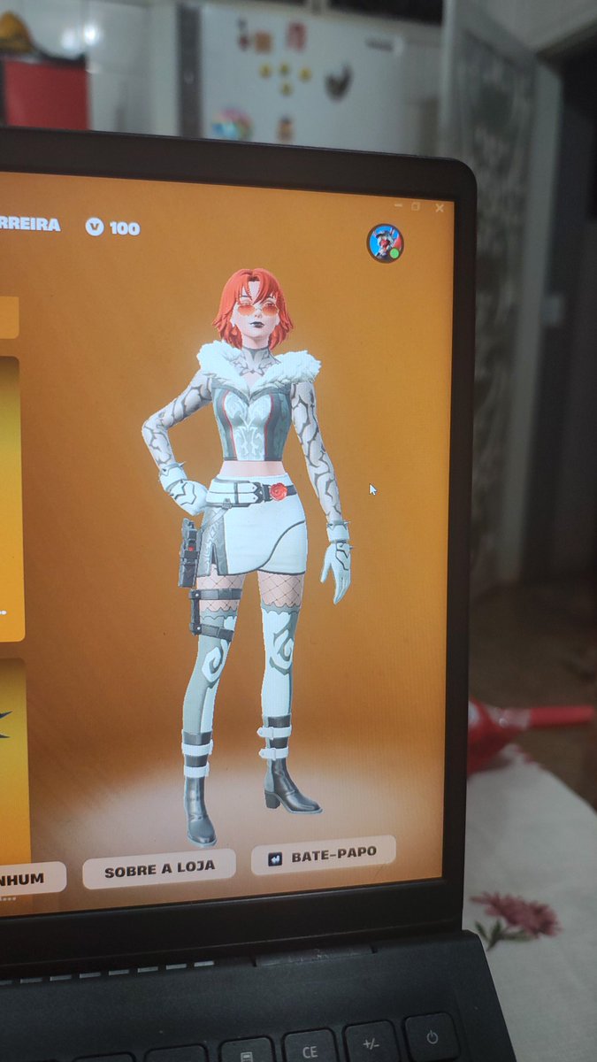 Emily🌻🩸 tweet media