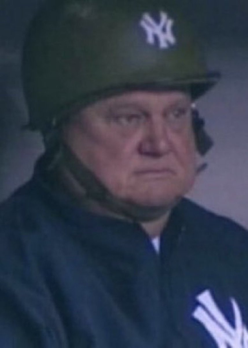 BarstoolNYC's tweet photo. 2-0 https://t.co/HG1rmZeT2K