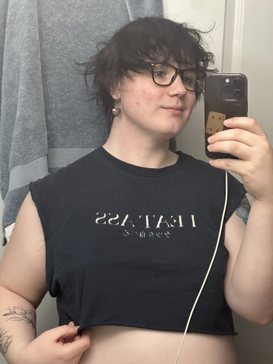 Emma 🖤 tweet media