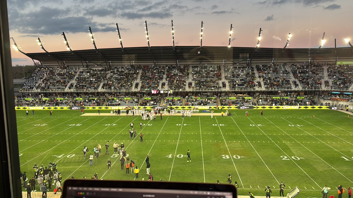 Three Man Front tweet media