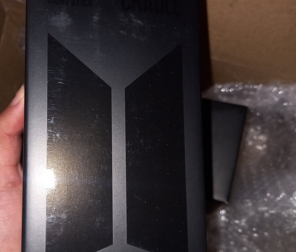 MagicShopBT5's tweet photo. Llegaron las primeras AB con sus respectivos accesorios 🥳
Algunas (no todas) llegaron con detalle en el outbox.
En el transcurso del día les haré llegar el costo del ems. Haré entregas la próxima semana
El formulario de envíos esta abierto 💜
#UpdateMagicShop https://t.co/8yg3pYlStI