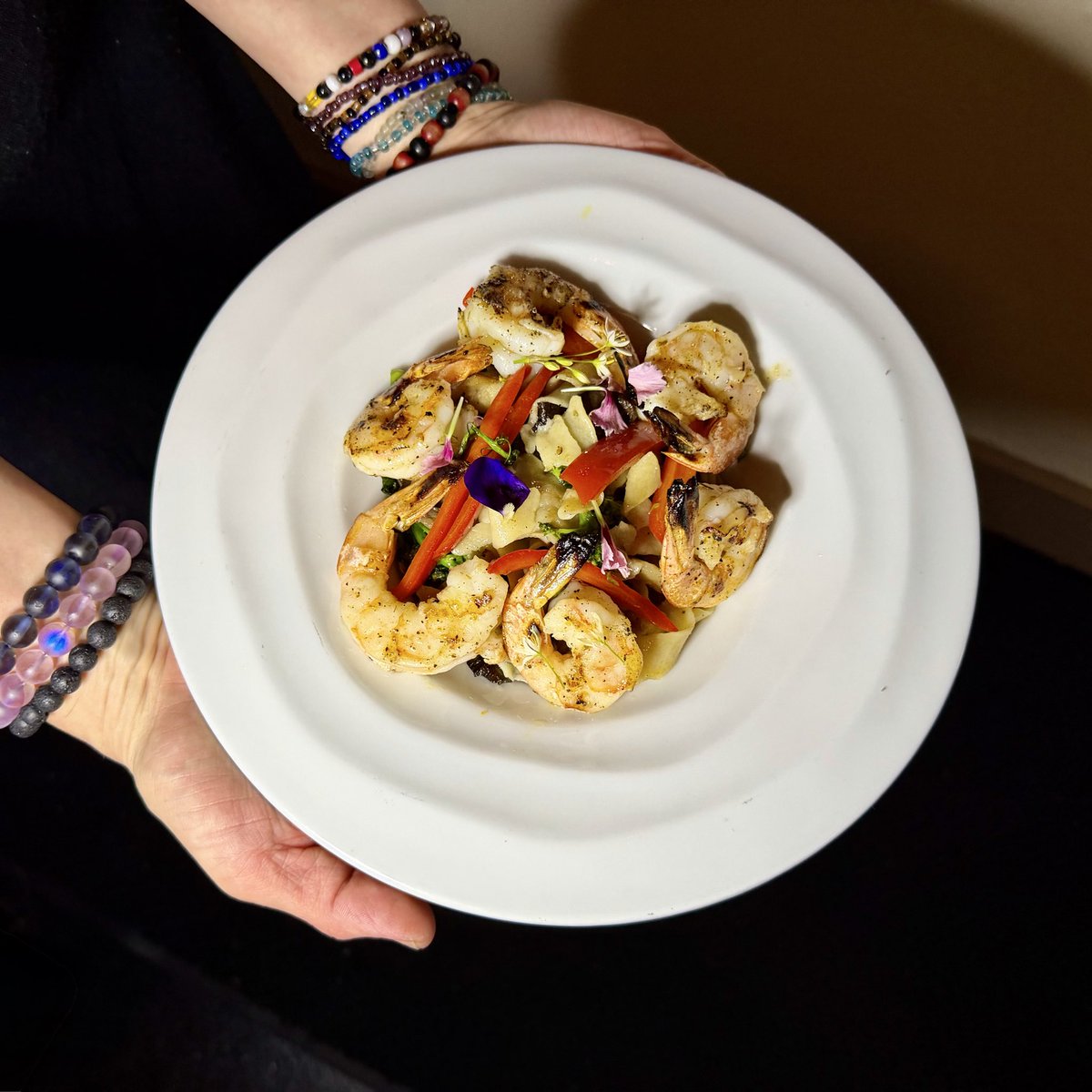 Suis Generis tweet media