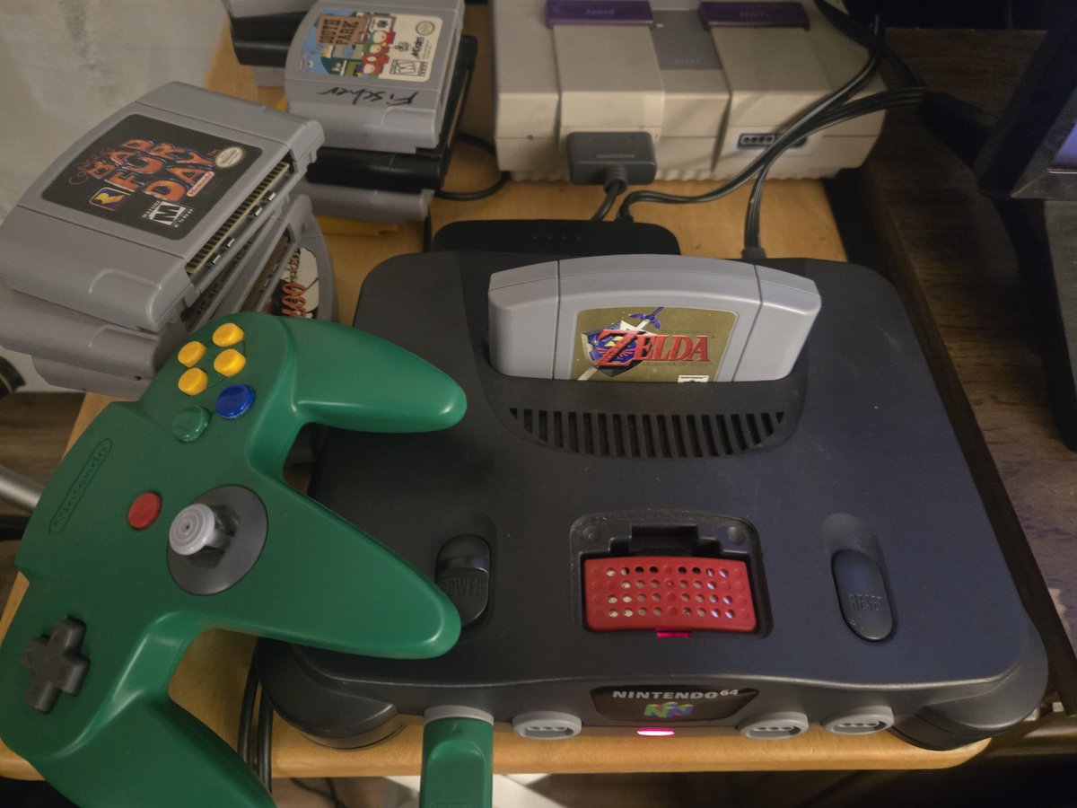 Dan Mackin tweet media