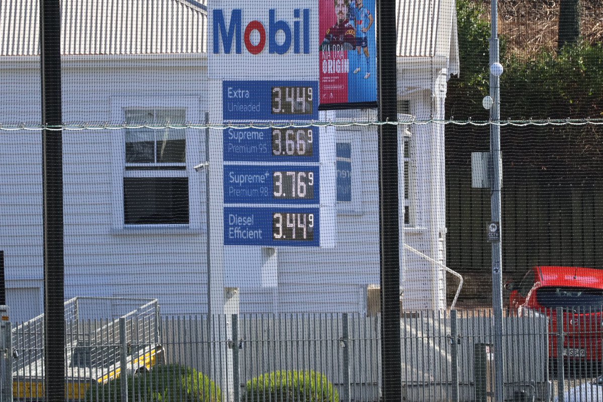 Vincent Jones tweet media