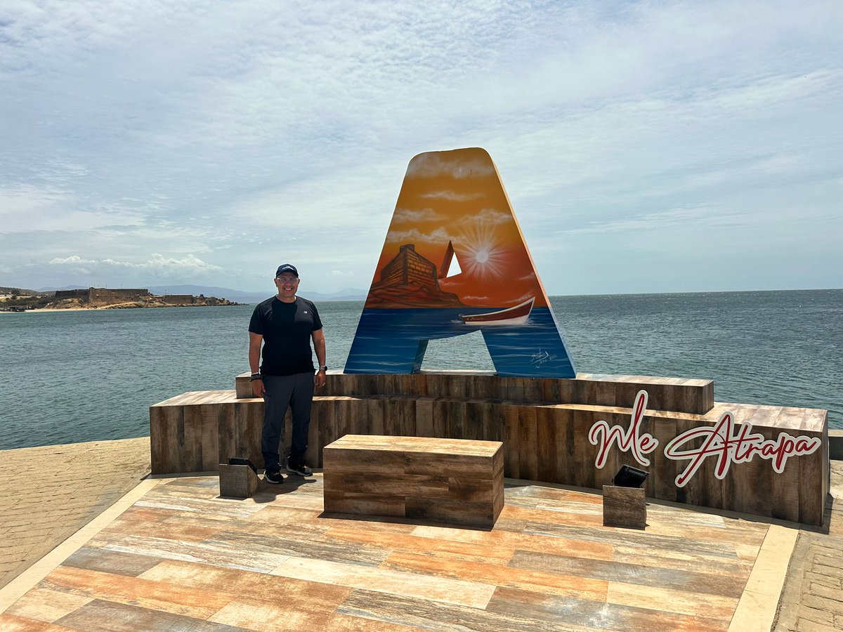 El guaro tweet media