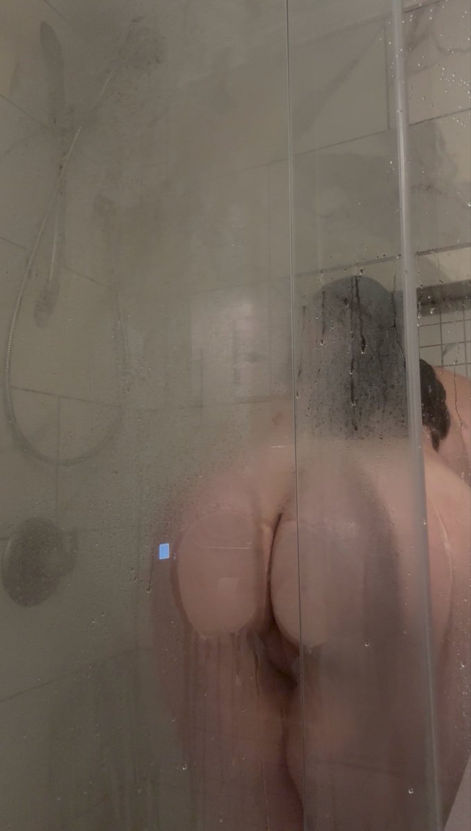 smdavis07's tweet photo. Sneak peek!🫣
Check out the vid on my OF💋
Can’t wait to see you there sexy😶‍🌫️ https://t.co/Gz1J72aRnT